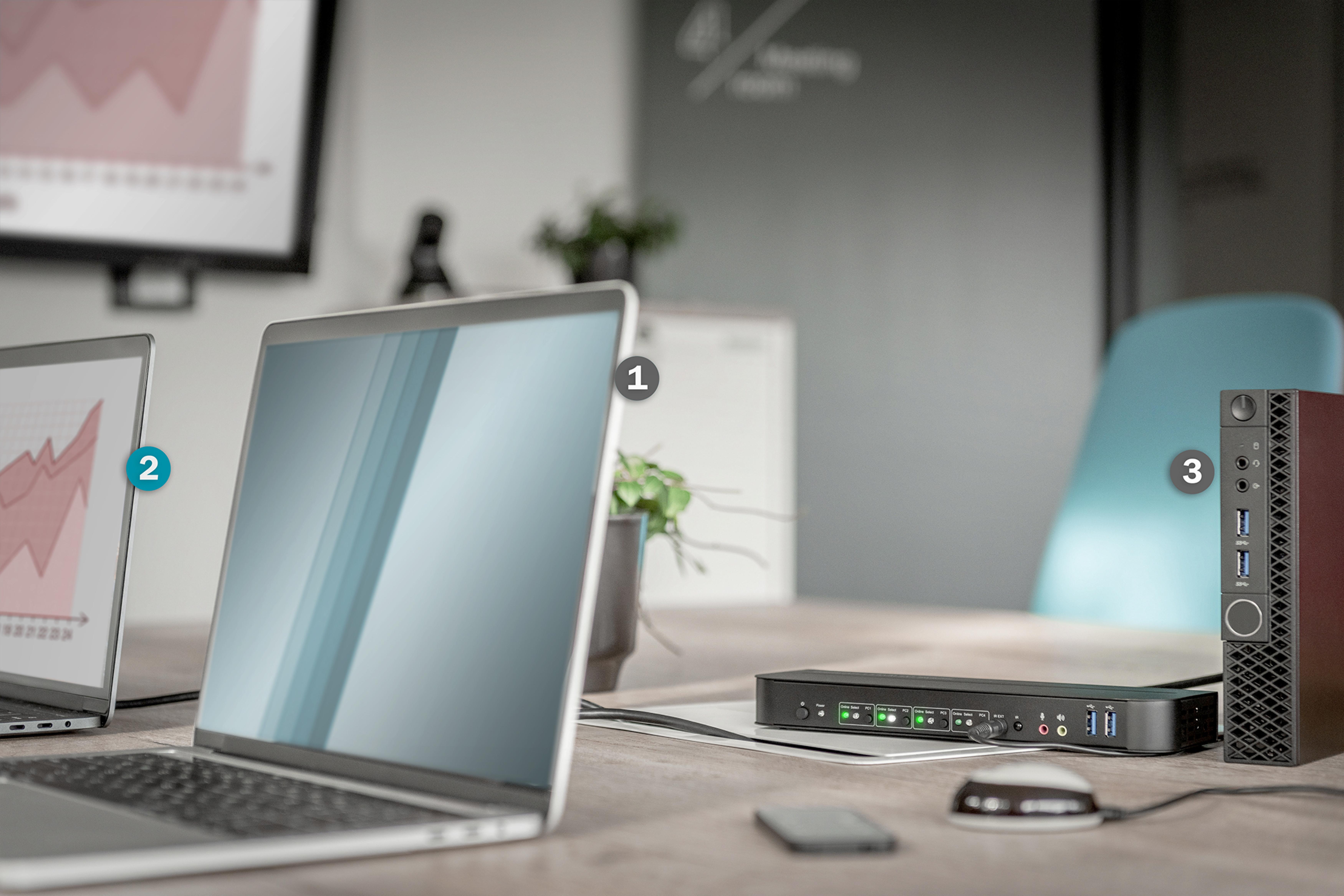 DIGITUS KVM Switch 4-Port, 4K60Hz, 4x DP in, 1x DP/HDMI out
