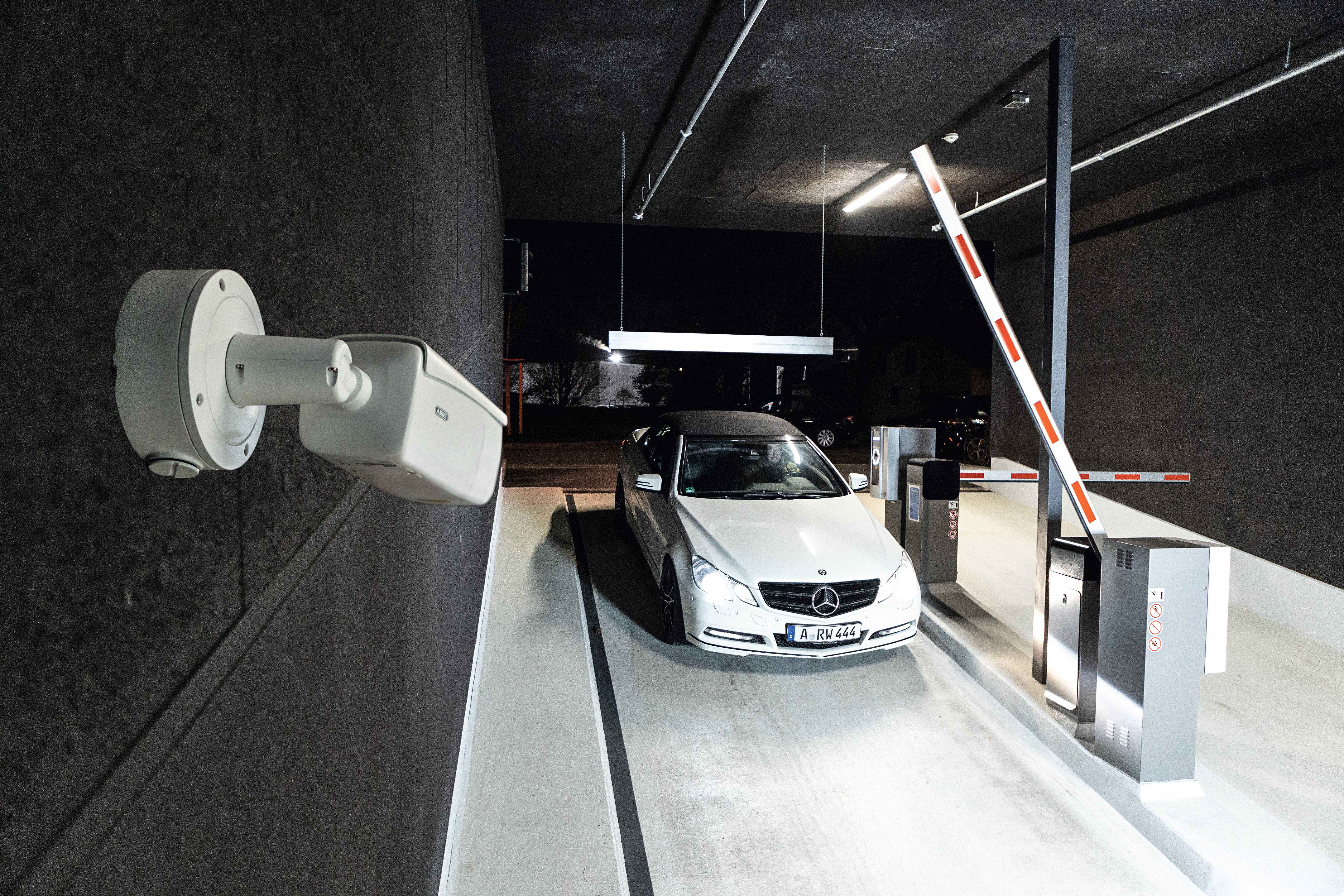 ABUS 4 MP IP-ANPR-Tube-Kamera, 2,8Ã»12 mm