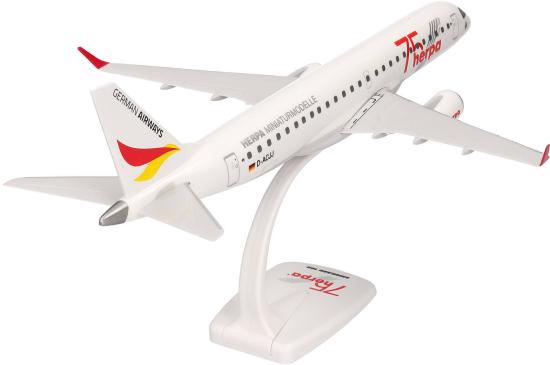Modellflugzeug der German Airways von Herpa, dargestellt auf einem weißen Ständer