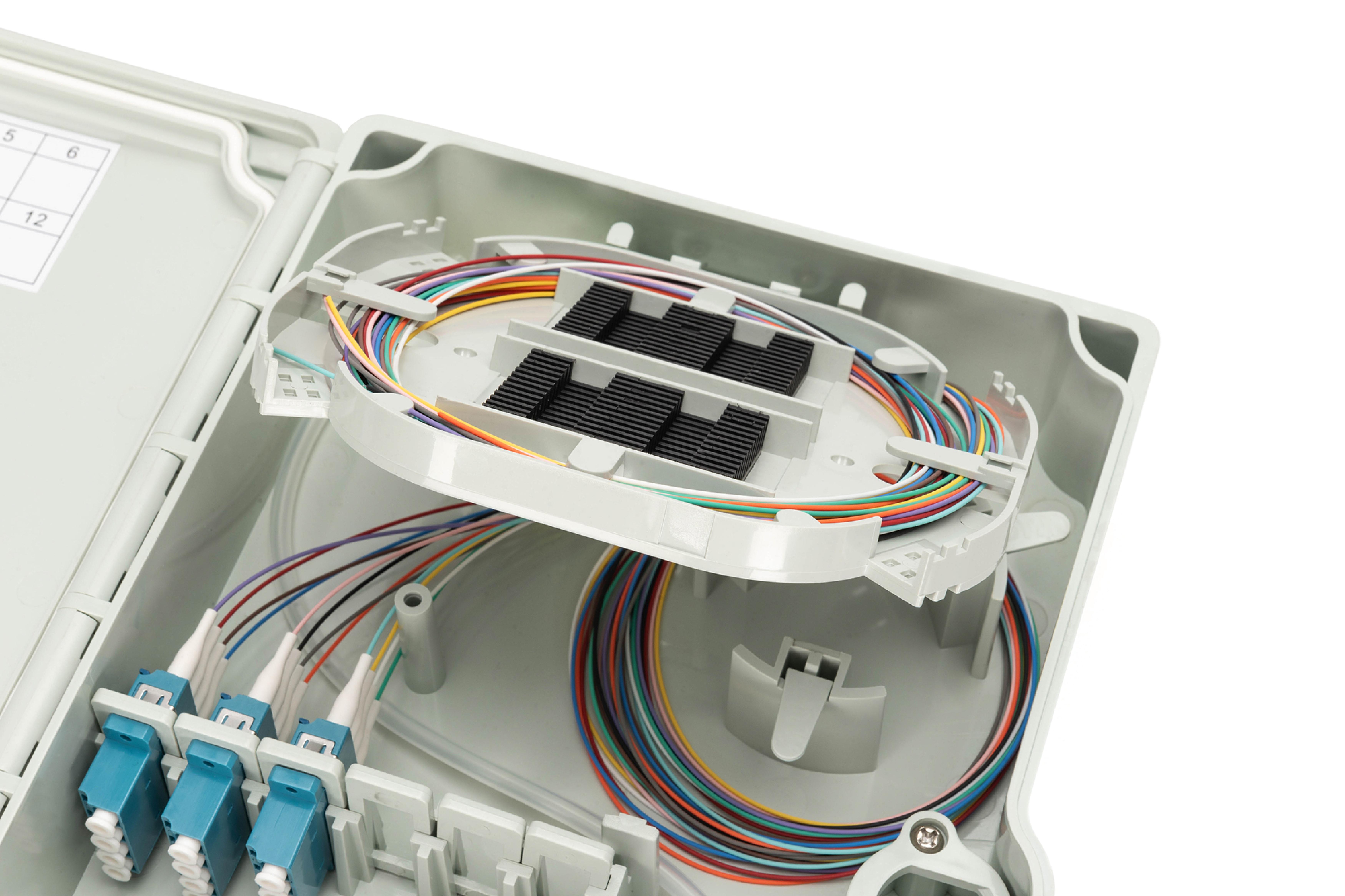 DIGITUS FTTH Box bestueckt OS2 12Fasern LC/PC
