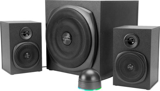 Schwarzes 3.1 Lautsprechersystem mit großem Subwoofer und zwei kleineren Lautsprechern, inklusive einer Fernbedienung