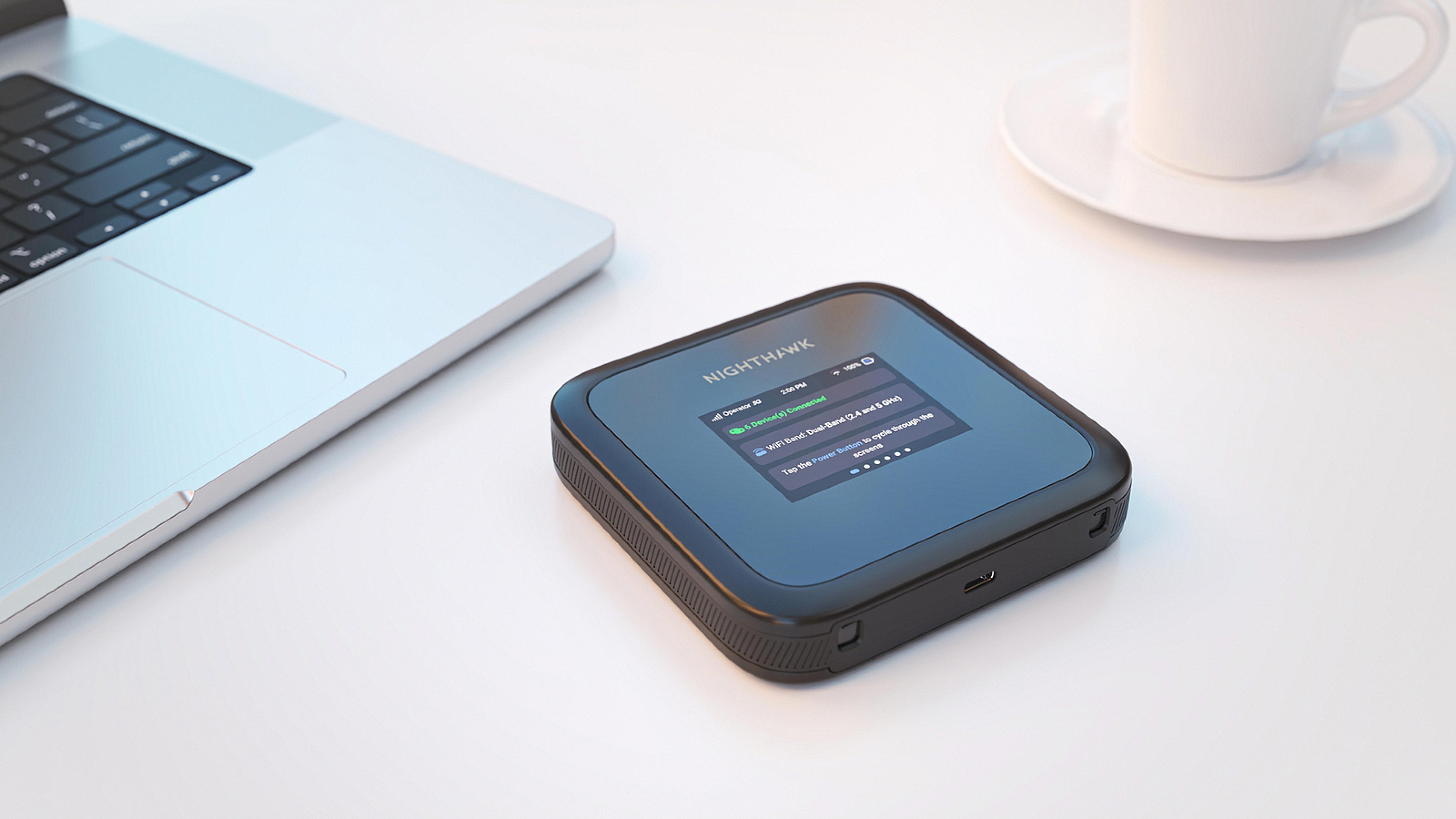 NETGEAR Nighthawk M3 Mobile 5G Router bis zu 2,5 Gbit/s
